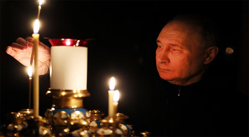 President Vladimir Putin mourns those killed in a terror attack